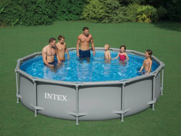 Why the intex pool 16ft is ideal for families and compact spaces